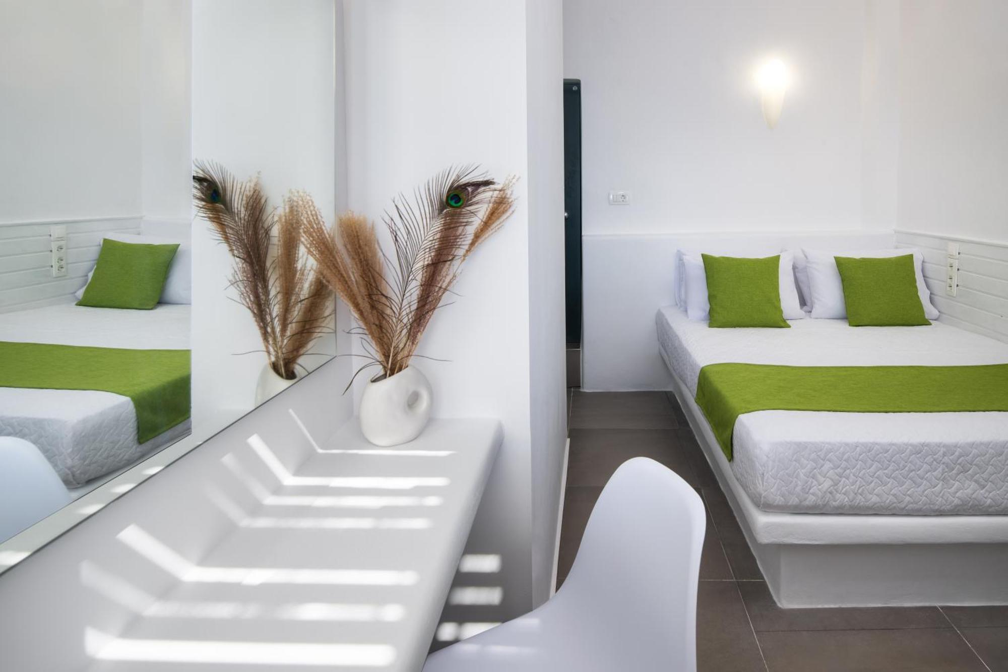 Lava Stone Bed and Breakfast Οία Εξωτερικό φωτογραφία
