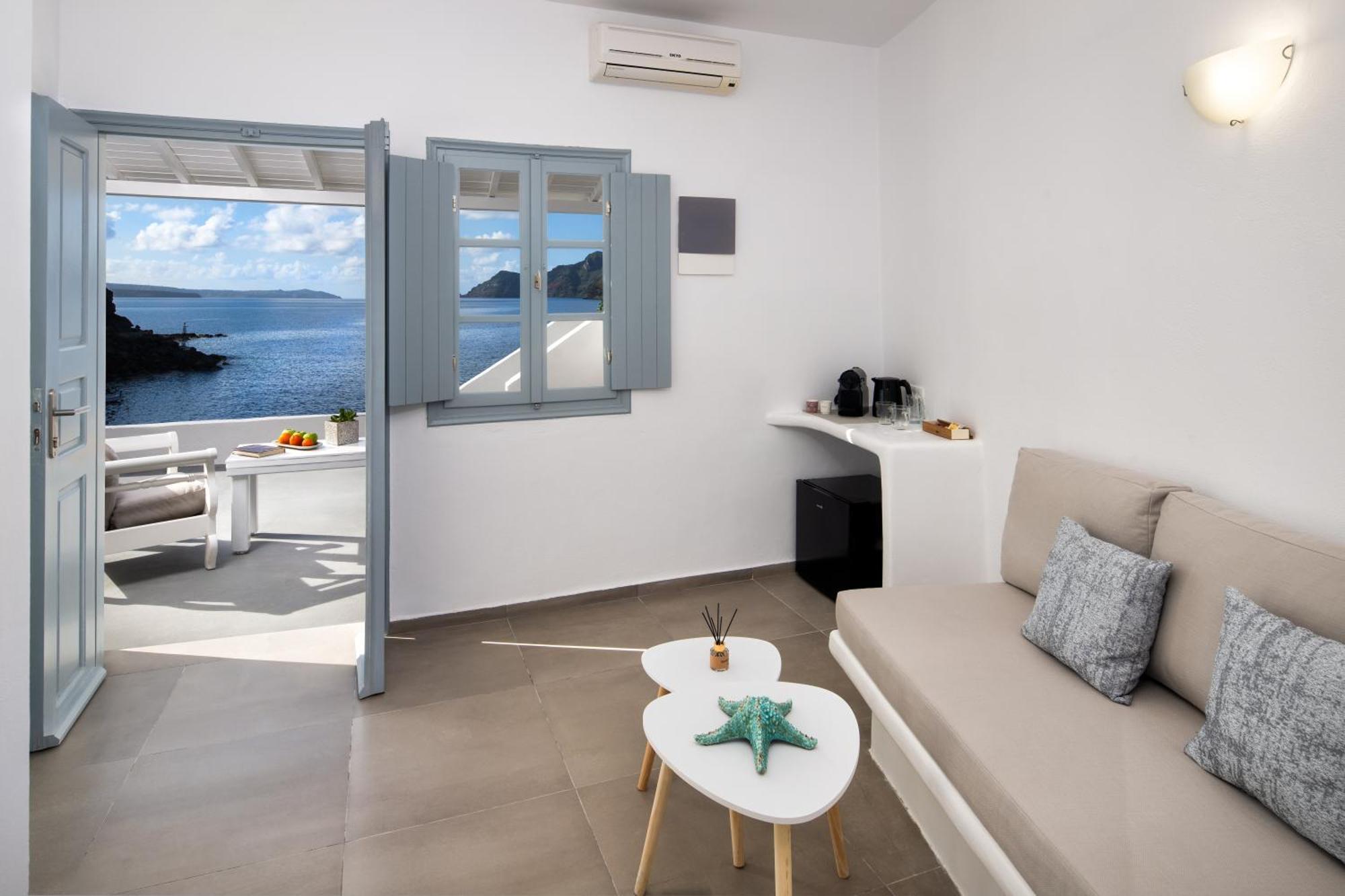 Lava Stone Bed and Breakfast Οία Εξωτερικό φωτογραφία