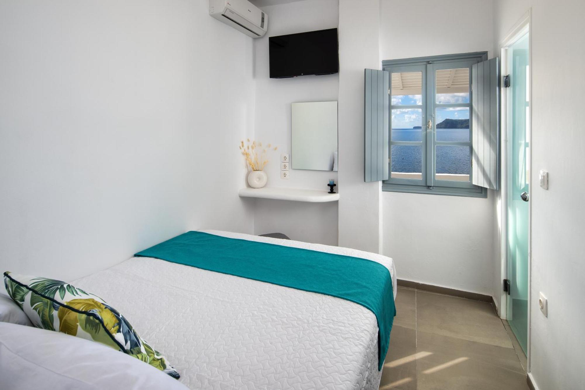 Lava Stone Bed and Breakfast Οία Εξωτερικό φωτογραφία