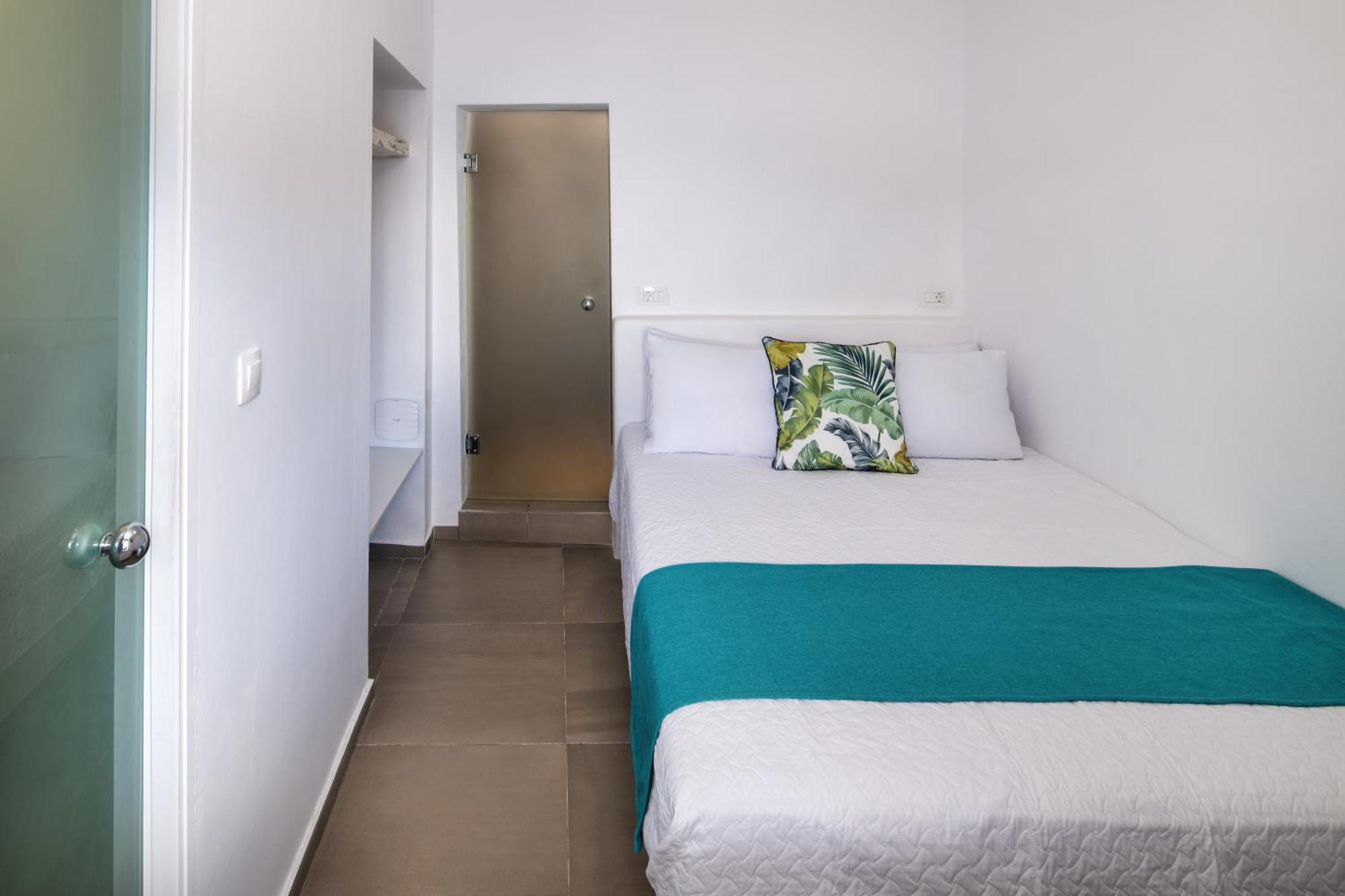 Lava Stone Bed and Breakfast Οία Εξωτερικό φωτογραφία