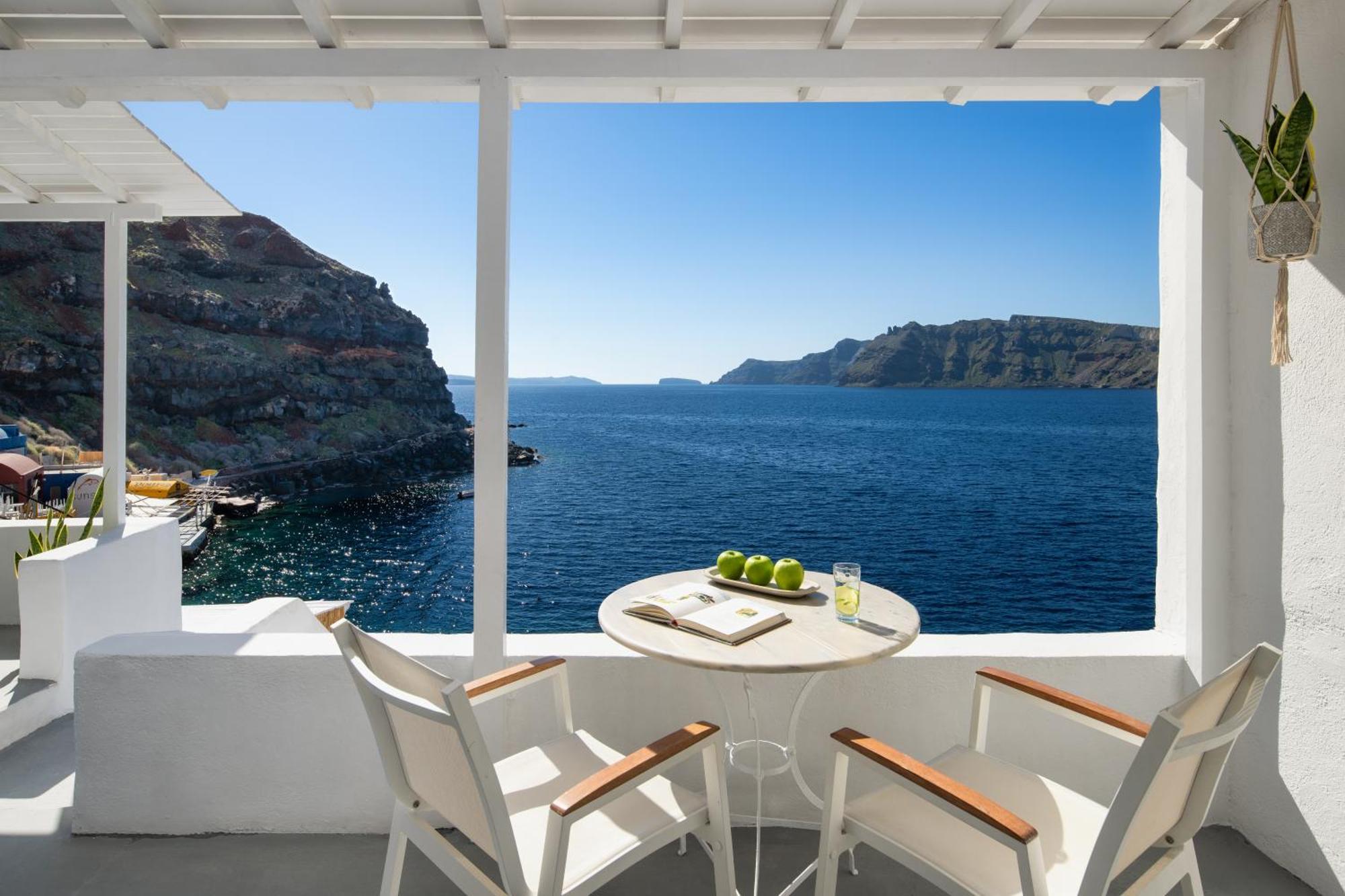 Lava Stone Bed and Breakfast Οία Εξωτερικό φωτογραφία